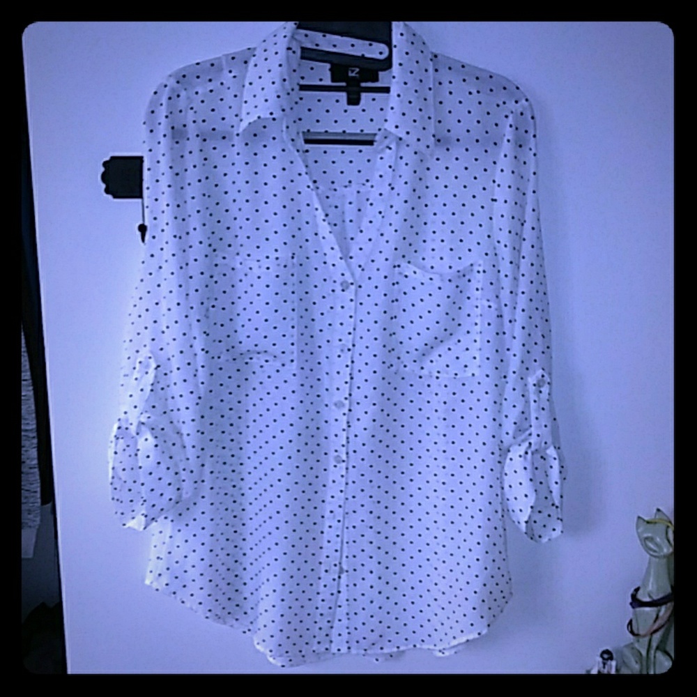 Polka dot blouse. Like new.